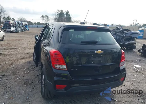2020 Chevrolet Trax Fwd Ls z USA, uszkodzony, nr VIN KL7CJKSB2LB088320